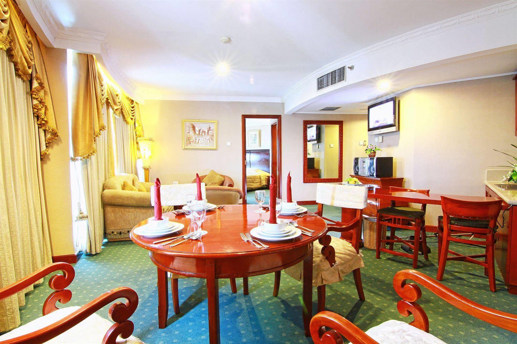Grand Arkenso Park View Hotel Semarang Exterior photo